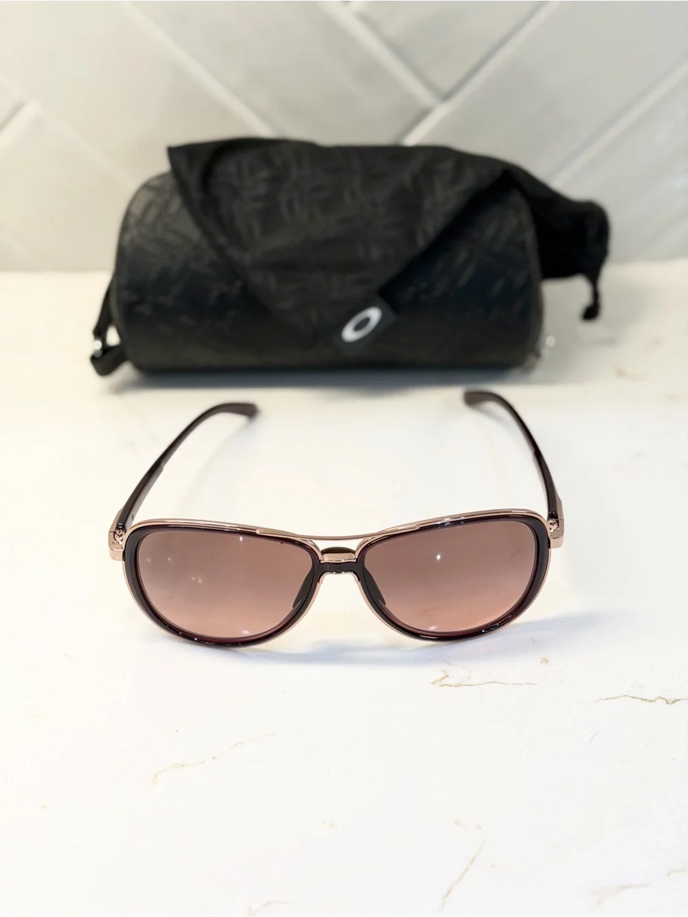 Oakley Split Time Women’s Brown Gradient Aviator Sunglasses with Matching Case